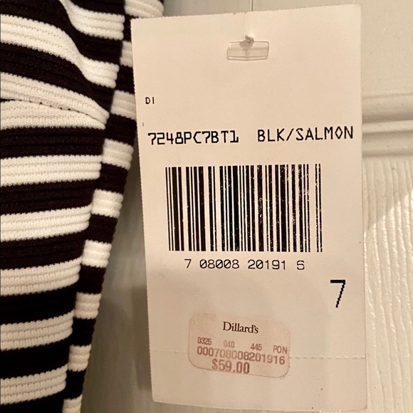 💰SALE NWT Summer Dress - Asymmetric Hem - Picture 4 of 6